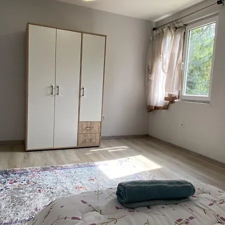 Big For A Familly!! Hadzici